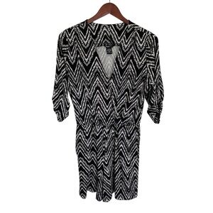 Robert Louis Black and White Chevron Jumper with pockets size medium